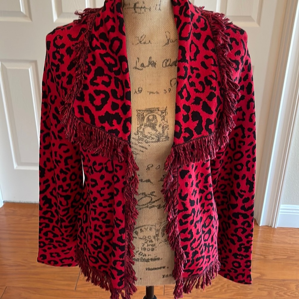Chicos open faced red and black leopard print with fringed edge jacket size 1